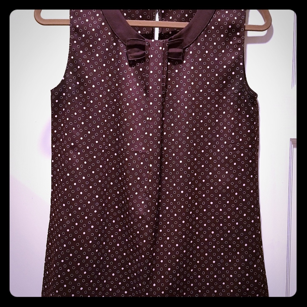 Ann Taylor small sleeveless blouse